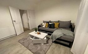 Beautiful 2 Bedroom On Tower Bridge